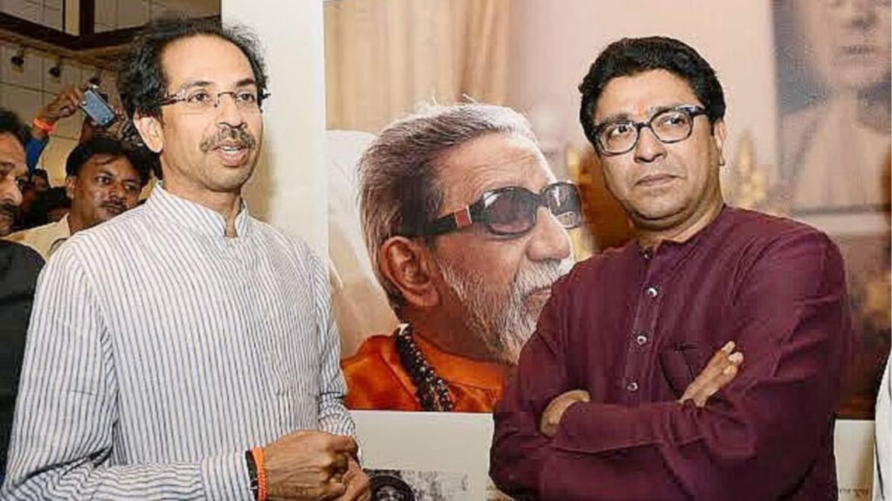 ठाकरे गटाचा मराठी भाषा रक्षणासाठी मोर्चा