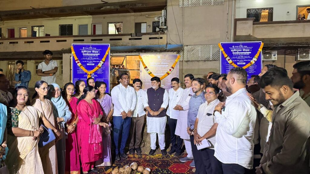 चिपळूणच्या विकासासाठी निधी कमी पडू देणार नाही; मिनी थिएटरही उभारू – पालकमंत्री उदय सामंत 1 चिपळूणच्या विकासासाठी निधी कमी पडू देणार नाही; मिनी थिएटरही उभारू – पालकमंत्री उदय सामंत