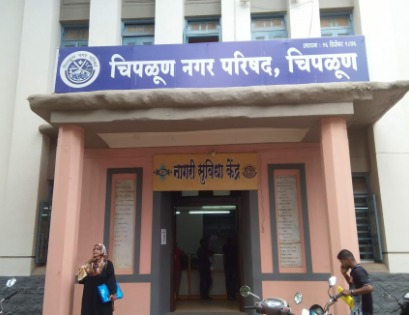 भास्कर जाधव यांच्या शिलेदाराने केले आमदार शेखर निकम यांचे कौतुक!