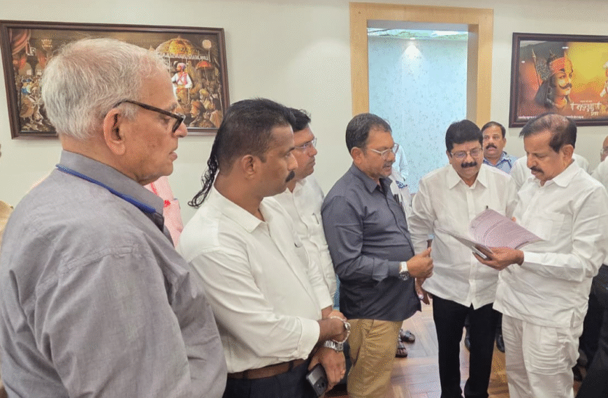 चिपळूण वन विभागाचे कलादालन आता ‘निसर्गसेवक कै. निलेश बापट कलादालन’