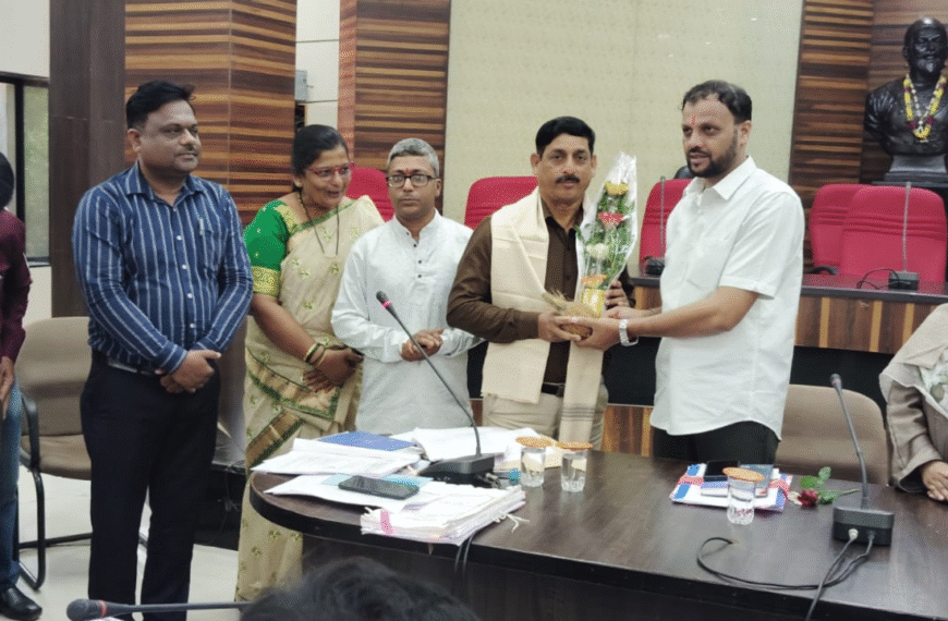 “झोळंबे शाळेचा जिल्ह्यात डंका! परसबाग स्पर्धेत तृतीय क्रमांक पटकावत मानाचा सन्मान”