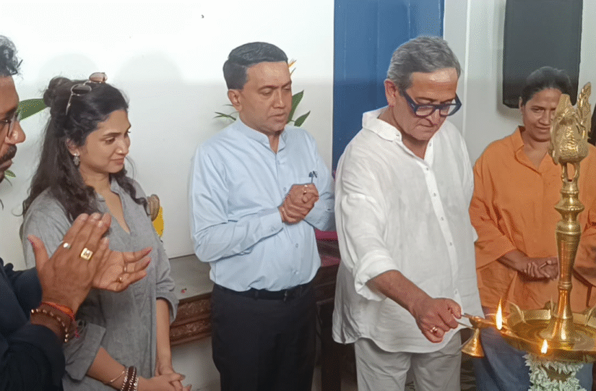 “बंडखोर”चा दमदार शुभारंभ! महेश मांजरेकरांच्या दिग्दर्शनाखाली नव्या मराठी सिनेमाचा बिगुल